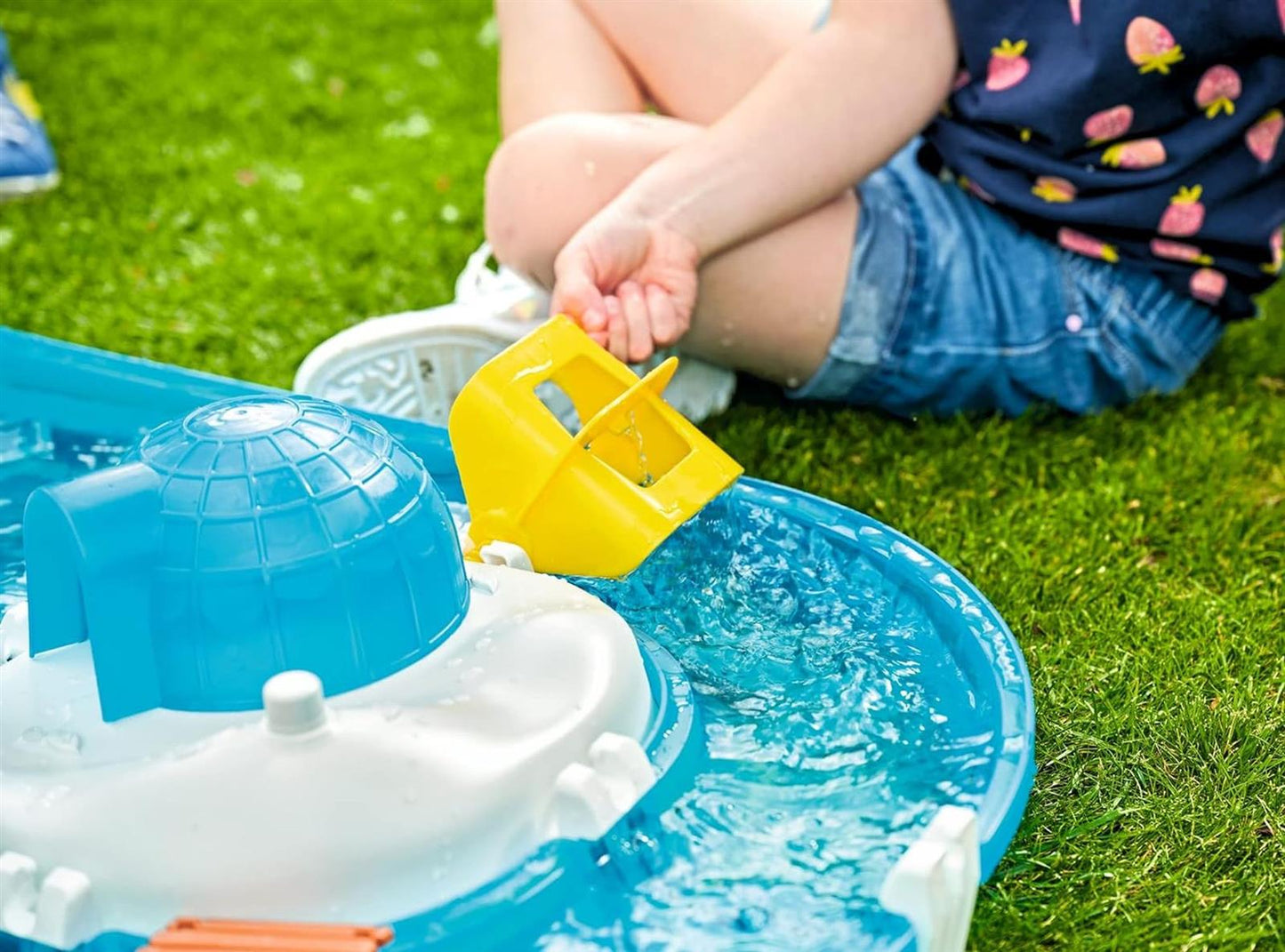 AquaPlay - Polar - Wasserbahn mit Eisberg, Stausee und Rampe für einen Wasserfall, inklusive Spielfigur Olivia mit Farbwechsel-Funktion, für Kinder ab 3 Jahren 8700001522 Türkis