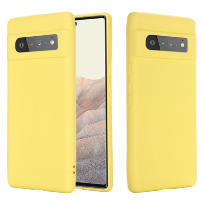 Hülle für Google Pixel 6 Pro Handyhülle Silikon Case Cover Bumper Matt Gelb